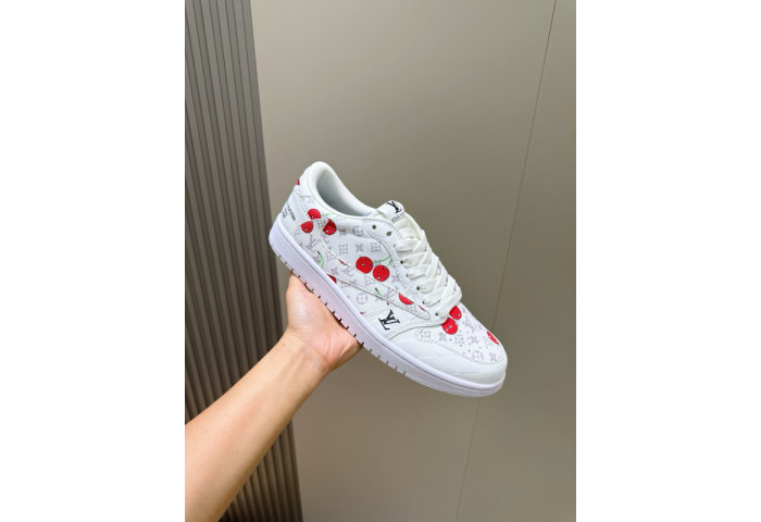LOVT SNEAKER lv-484