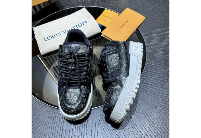 LOVT SNEAKER lv-529