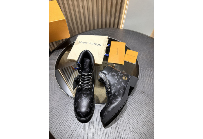 LOVT BOOTS L0-10