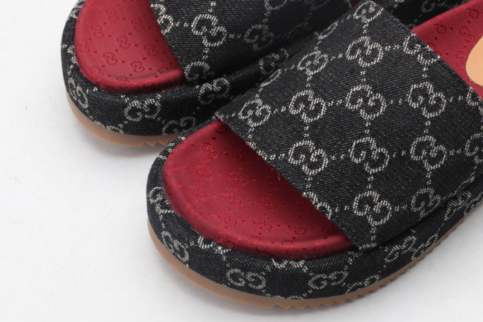 guc sandal