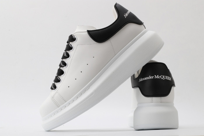 alex mcqu sneakers