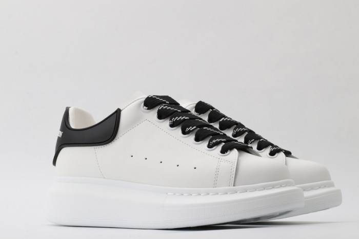 alex mcqu sneakers