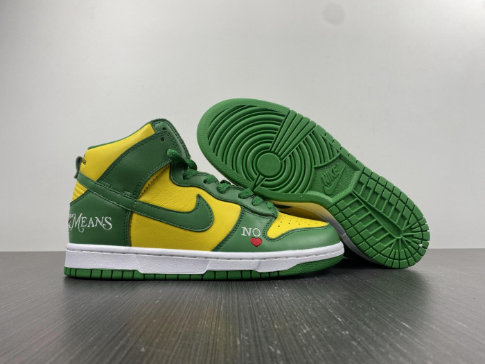 S*p*e x nike sb dunk high dn3741-700