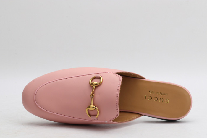 guc loafer