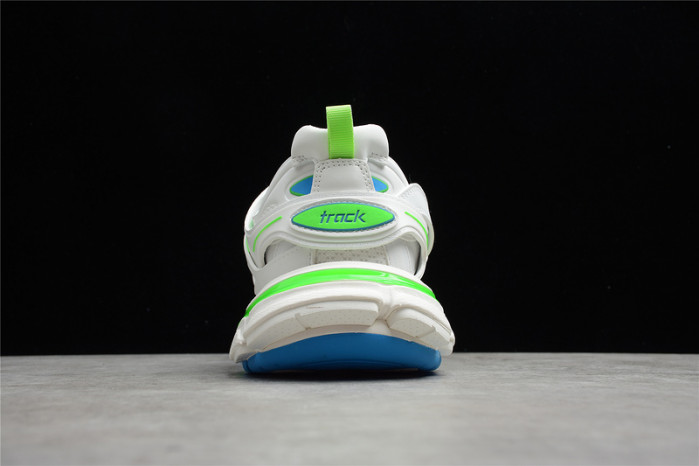 bl tess s. gomma trek low sneakers 062209