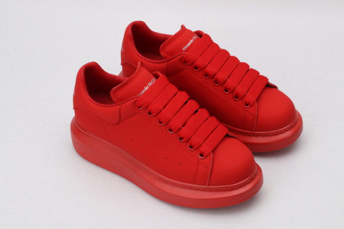 alex mcqu sneakers