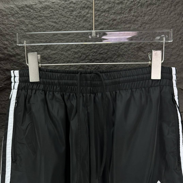 WIN CLOTHES 2410251