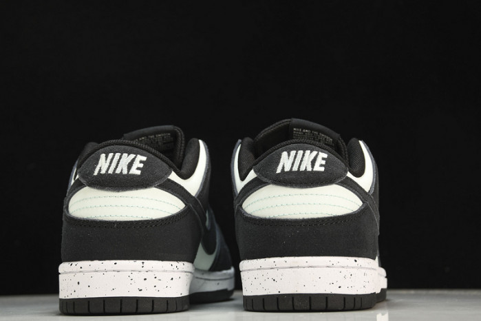 nike sb dunk low barely green 854866-003