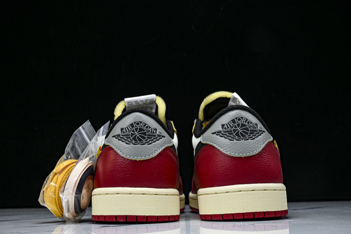 (2025) Air Jordan 1 Retro Low OG Chicago HQ6998-600