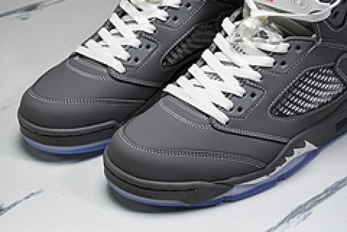 Jordan 5 Retro 