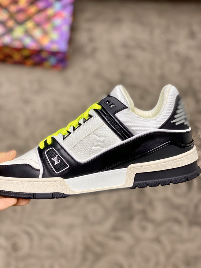 lovt sneaker