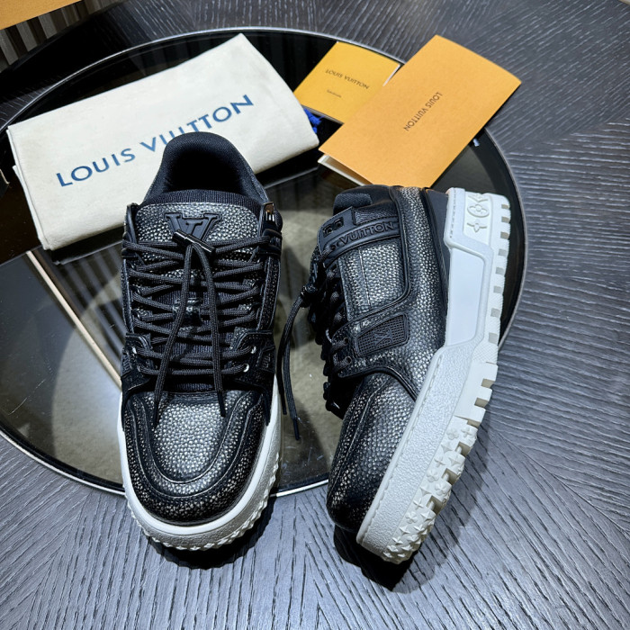 LOVT SNEAKER lv-529