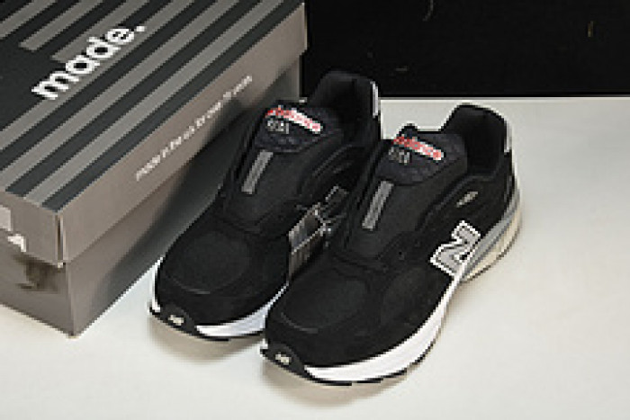 new Ba1an*e 990v3 black white m990bs3