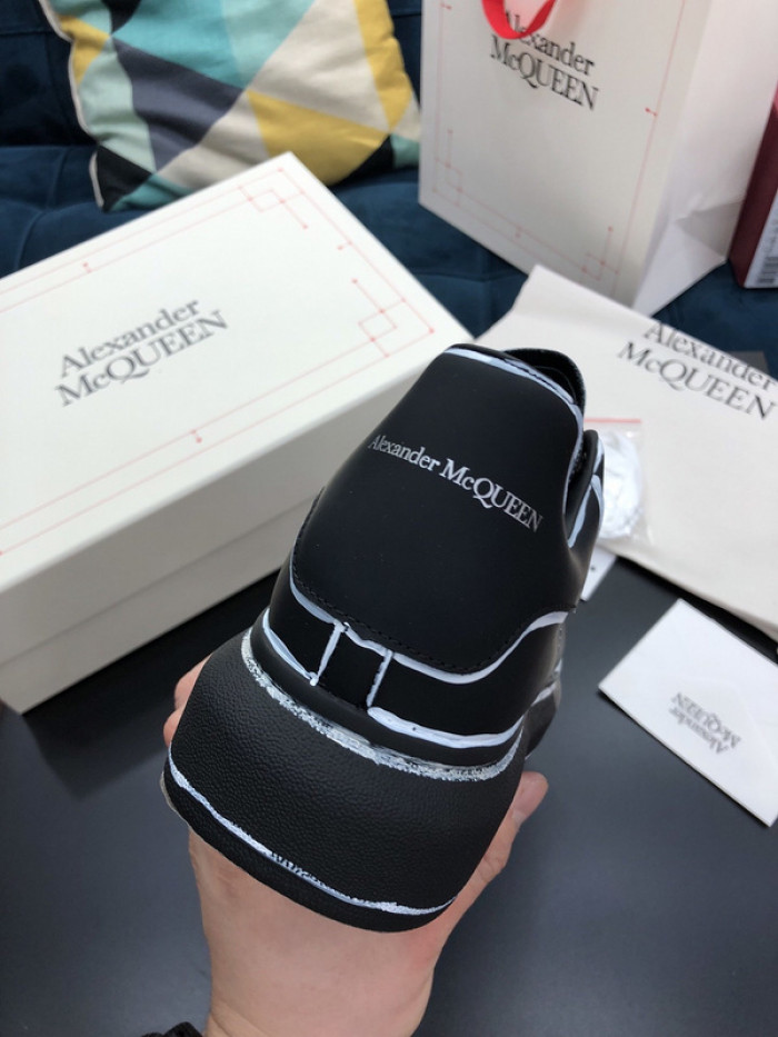 alex mcqu sneakers