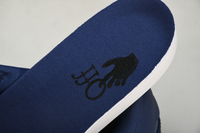 of sneakers ow-19