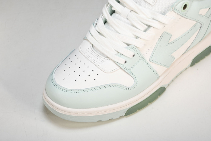 of sneakers ow-25