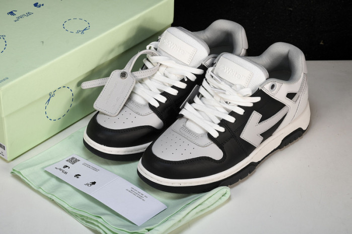 of sneakers ow-17