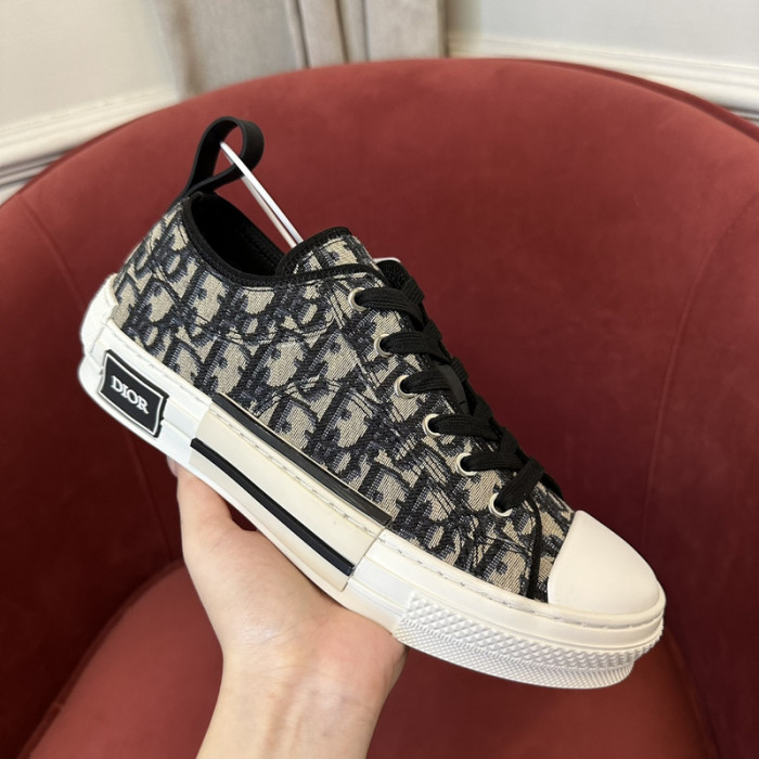 DR B23 LOW-TOP SNEAKERS DR-77