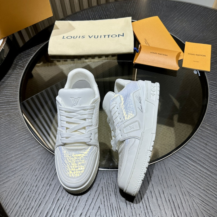 LOVT SNEAKER lv-235