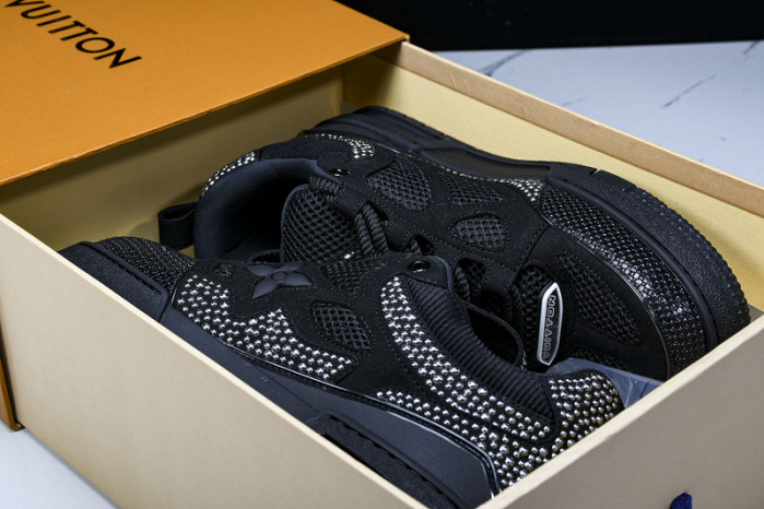 LOVT SNEAKER lv-256