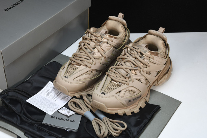 bl tess s. gomma trek low sneakers 042107