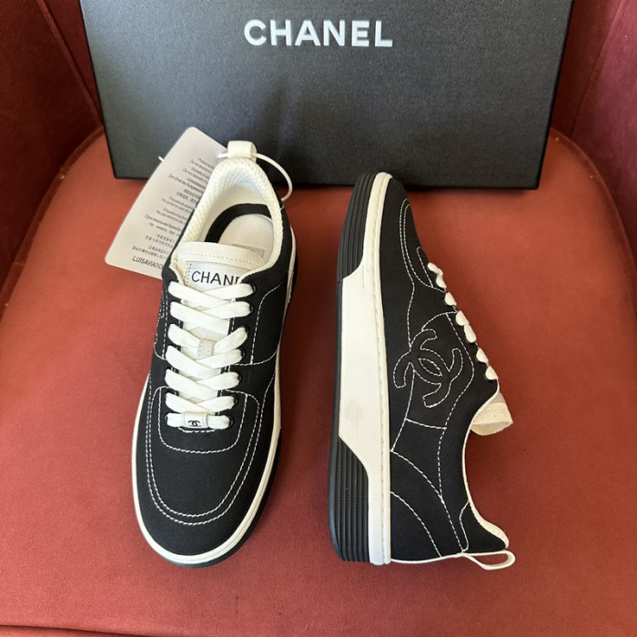 CN LOW TOP TRAINER CC SNEAKERS 21010925