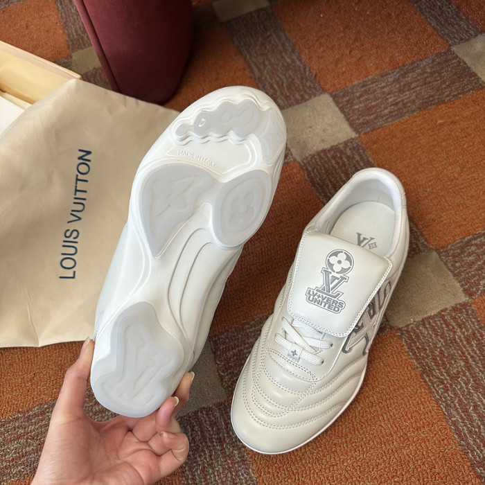 LOVT SNEAKER lv-295
