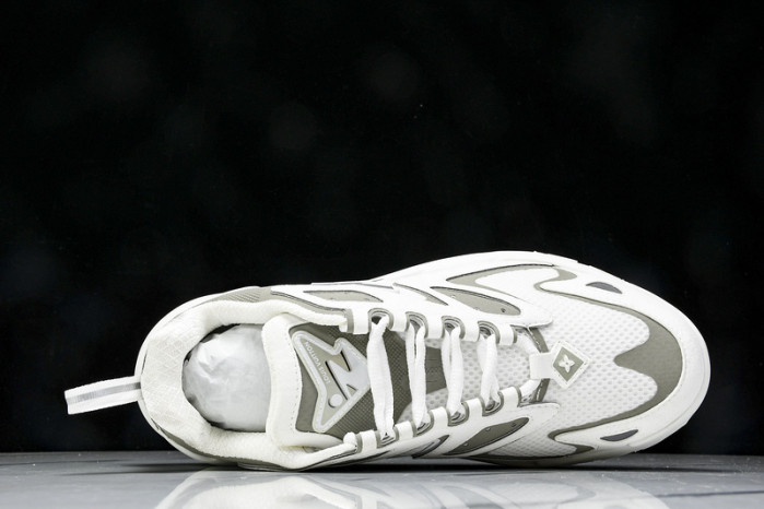 LOVT SNEAKER LV-317