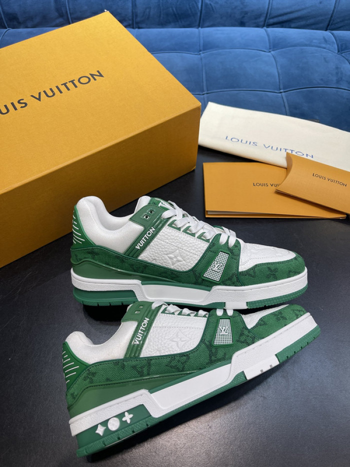 lovt sneaker