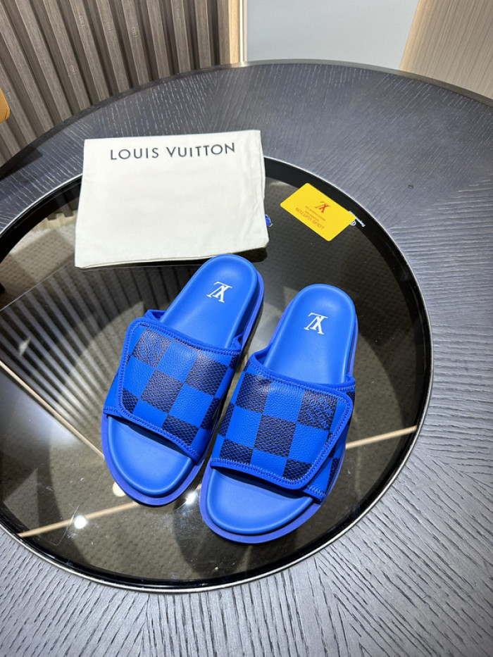 lovt sandal