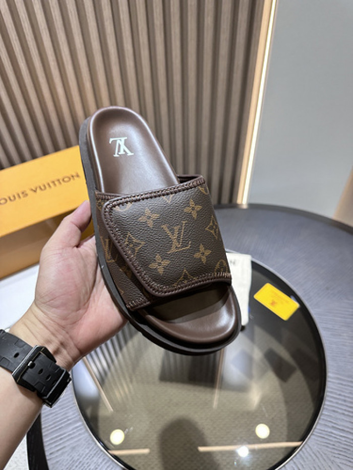 lovt sandal