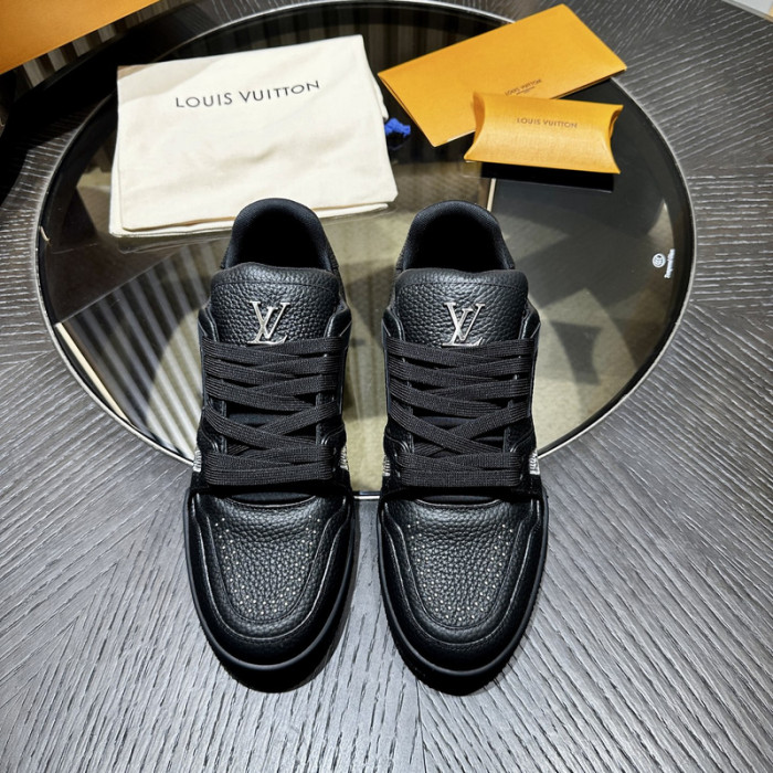 LOVT SNEAKER lv-204