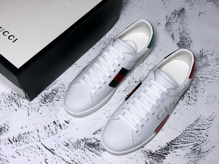 gi ace embroidered low-top sneaker h903p100