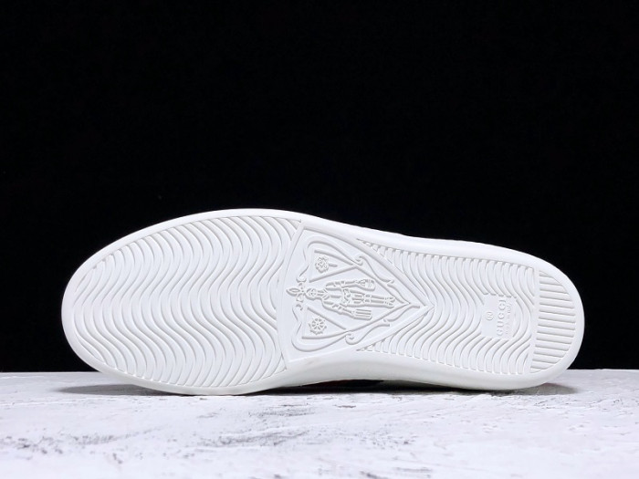 gi ace embroidered low-top sneaker h903p101