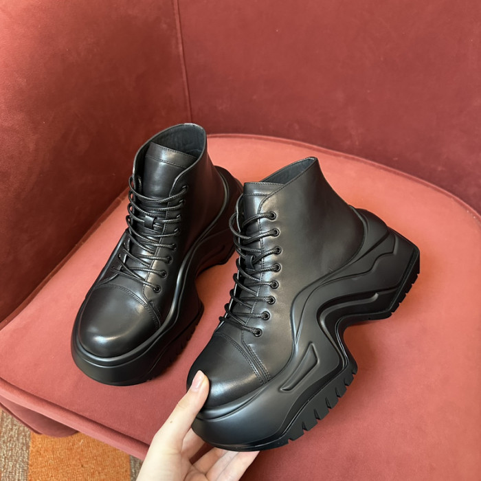 LOVT BOOTS L0-16