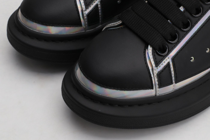 alex mcqu sneakers