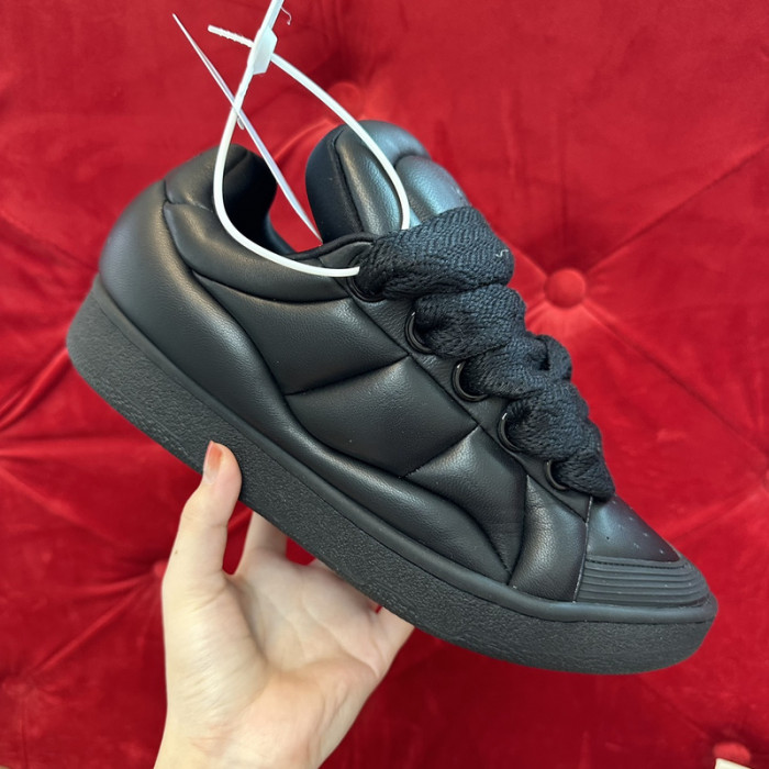 Lanu1n curb sneaker 111219