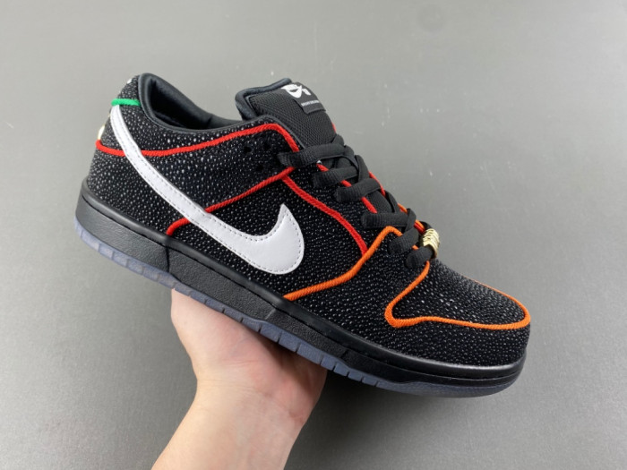 Nike SB Dunk Low Bronx Girls Skate HV1664-001