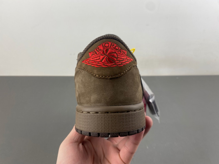 Travis Scott x Air Jordan 1 Low OG DM7866-00111